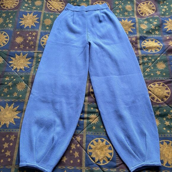 NWT Ugerlov Tapered Pleated Knit Pants. Small. High Waisted Pockets. Super Soft! - Picture 3 of 16